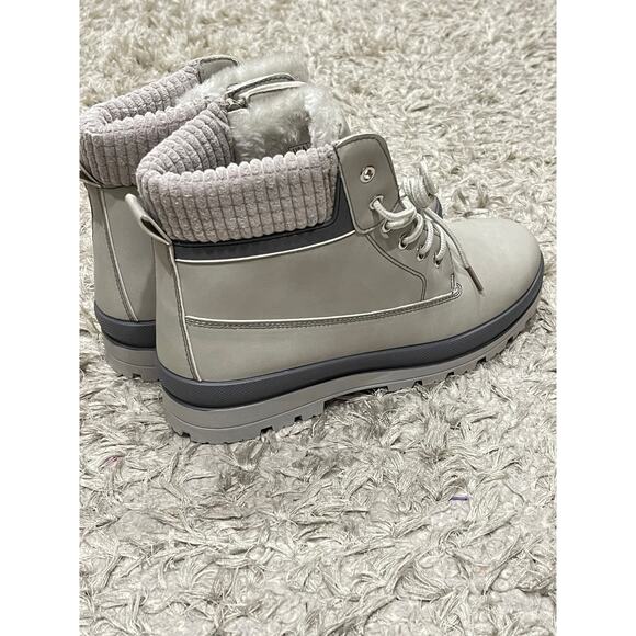 Women's Gray Combat Boots Non Slip Side Zipper Size 11 - Picture 6 of 9